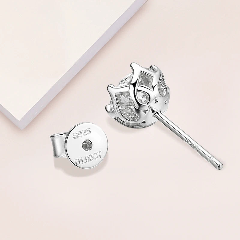 Classic Moissanite studs earrings