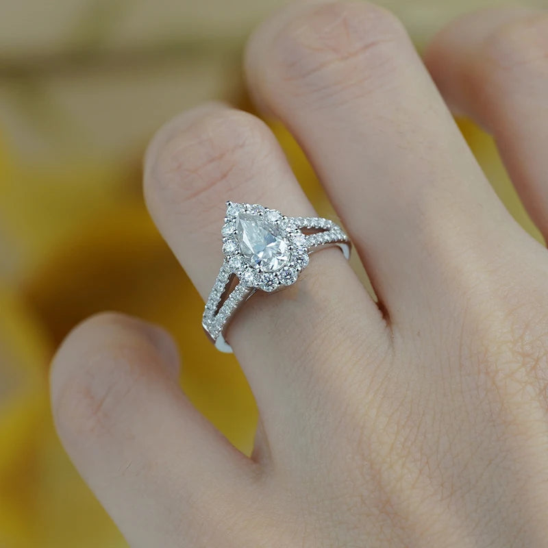 S925 Pear Cut 1.74ct Moissanite Ring