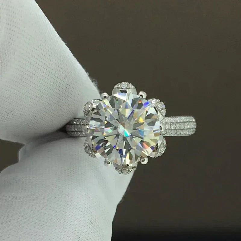 Hopeless 925 Round Moissanite Ring