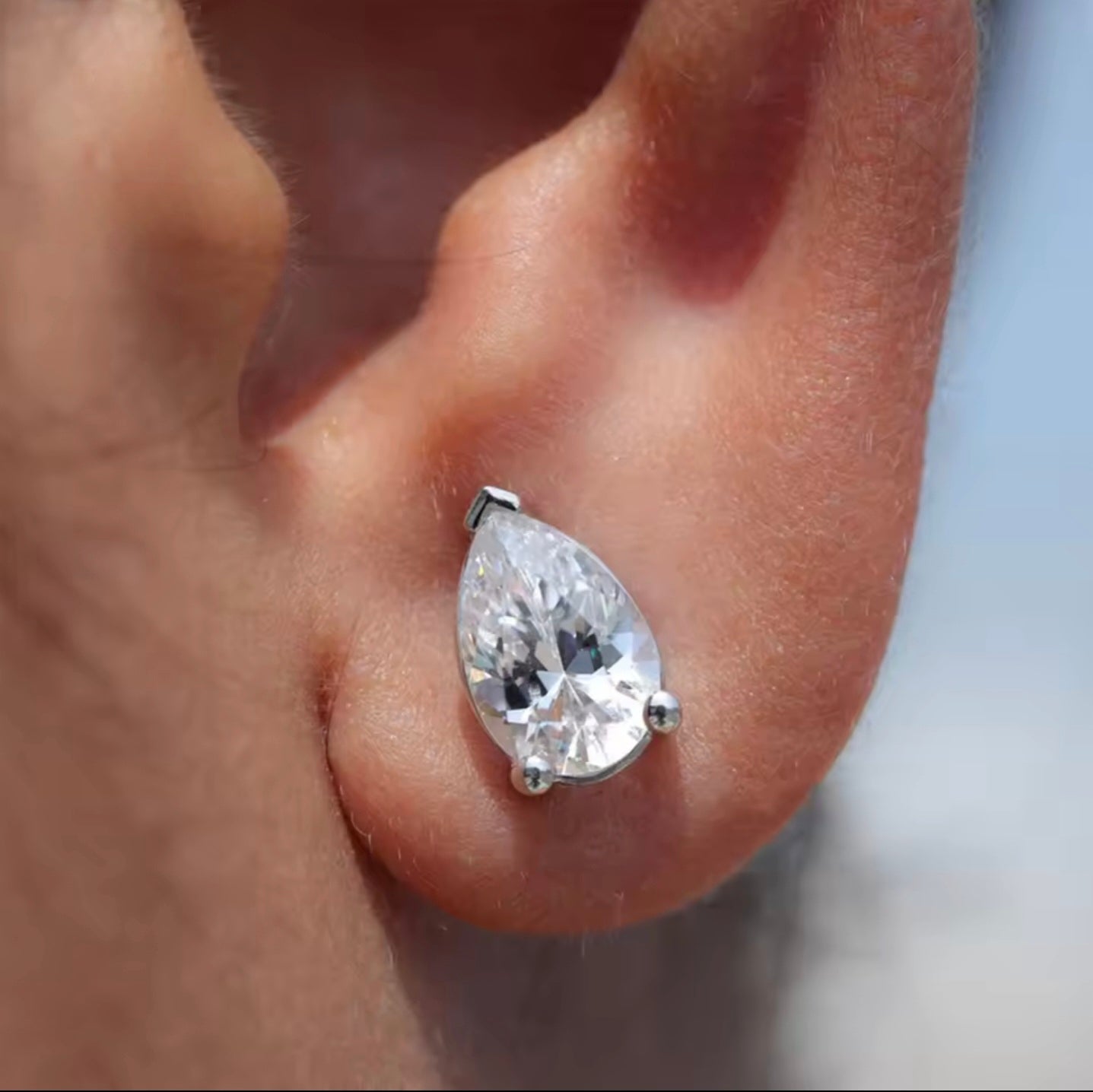 Aaliyah Pear Moissanite Earrings