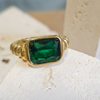 Vintage Zircon Twisted Band Ring