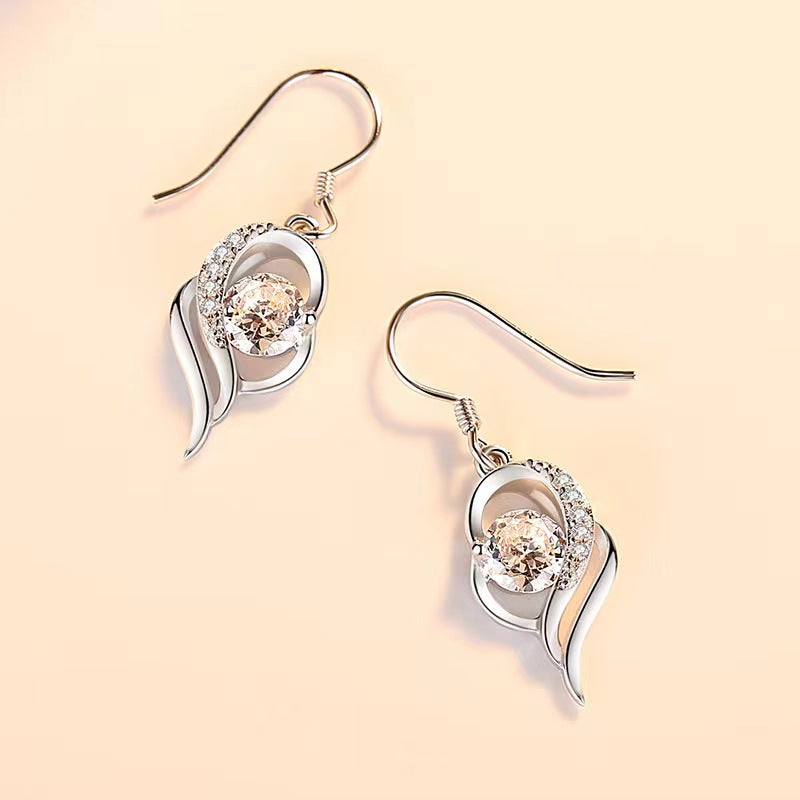 Heart-Shaped S925 Sterling Silver 1 Pair of Moissanite Drop Earrings