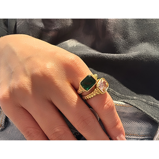 Vintage Zircon Twisted Band Ring