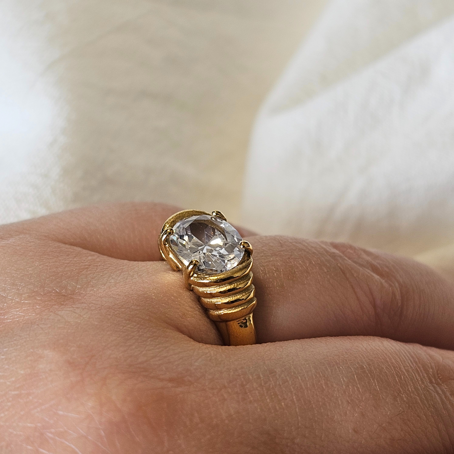 Victorian-Style Oval Zirconia Ring