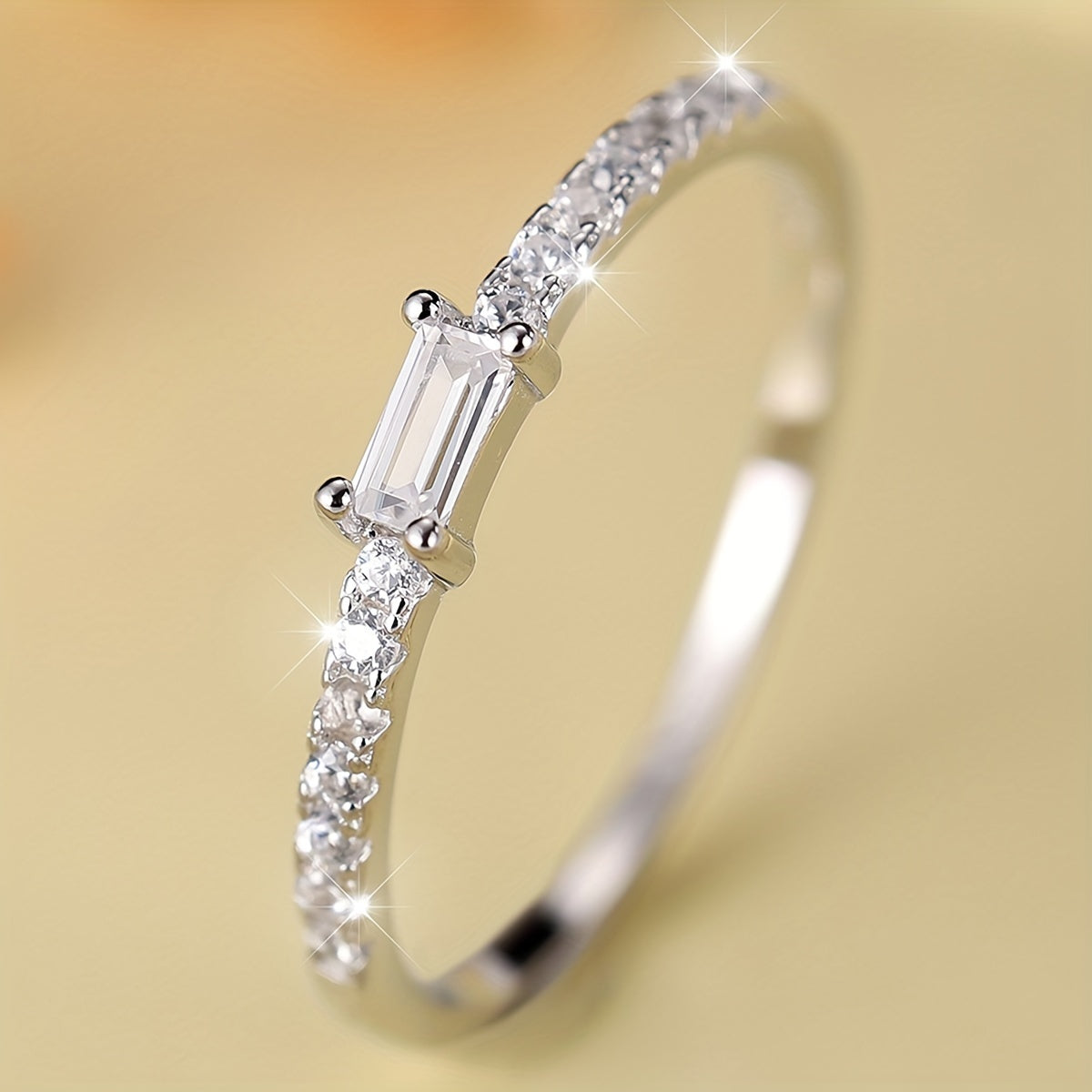 Luxurious 925 Sterling Silver Zirconia Ring