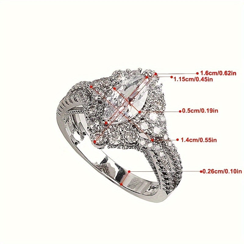 Luxurious 925 Sterling Silver Sparkling Cubic Zirconia Ring