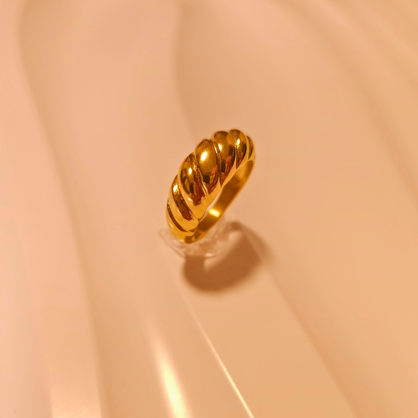 18K Gold Plated Spiral Vintage Wave Ring