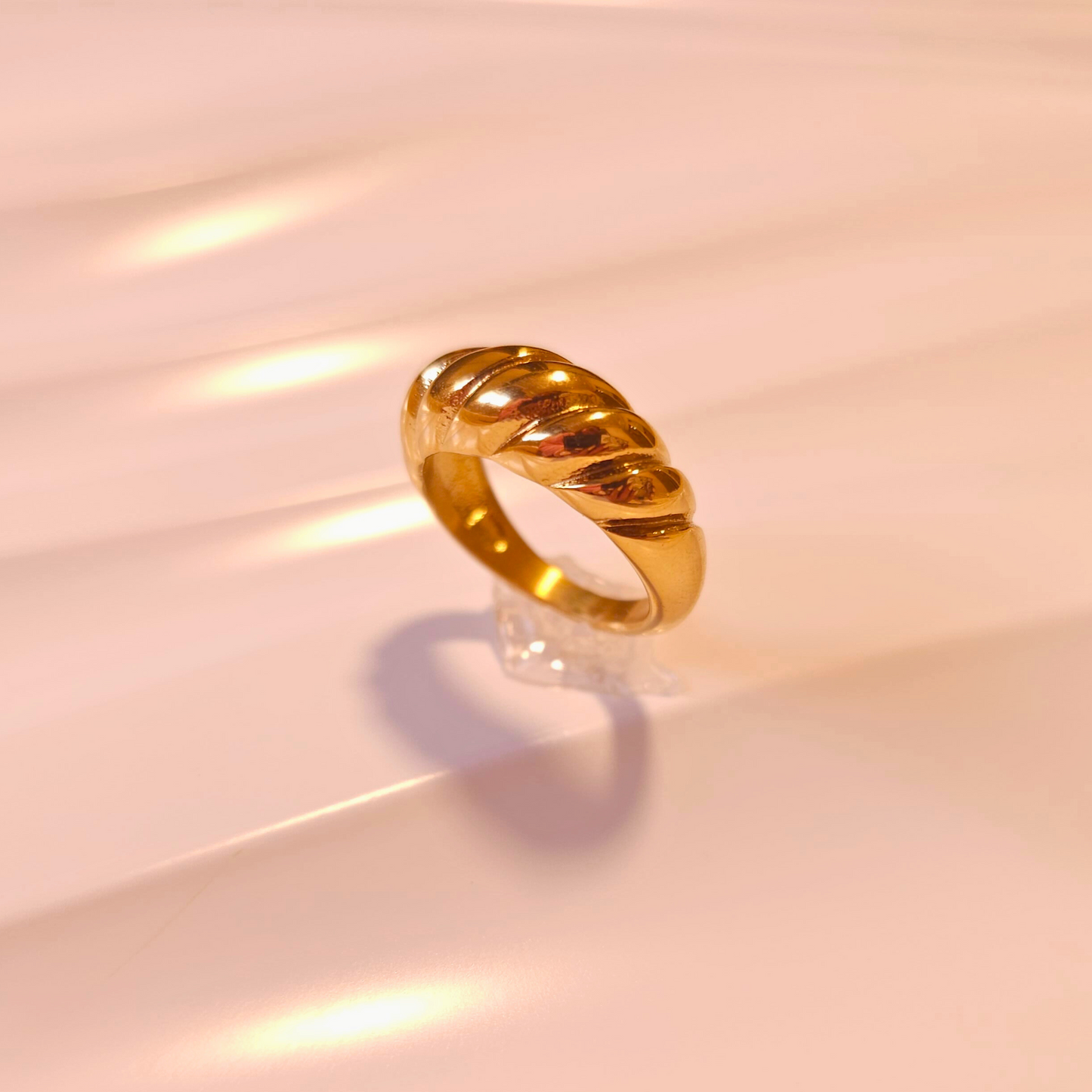 18K Gold Plated Spiral Vintage Wave Ring