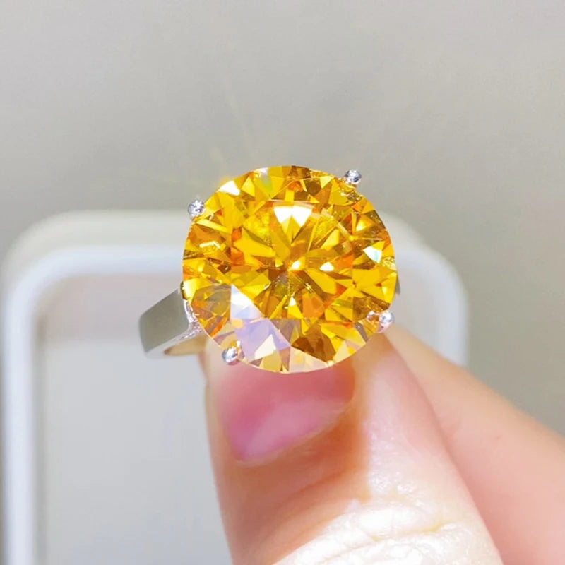 Verna Yellow Round Cut 1-10ct Moissanite Ring