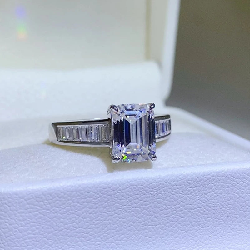 Gemma 925 3ct Emerald Moissanite Ring