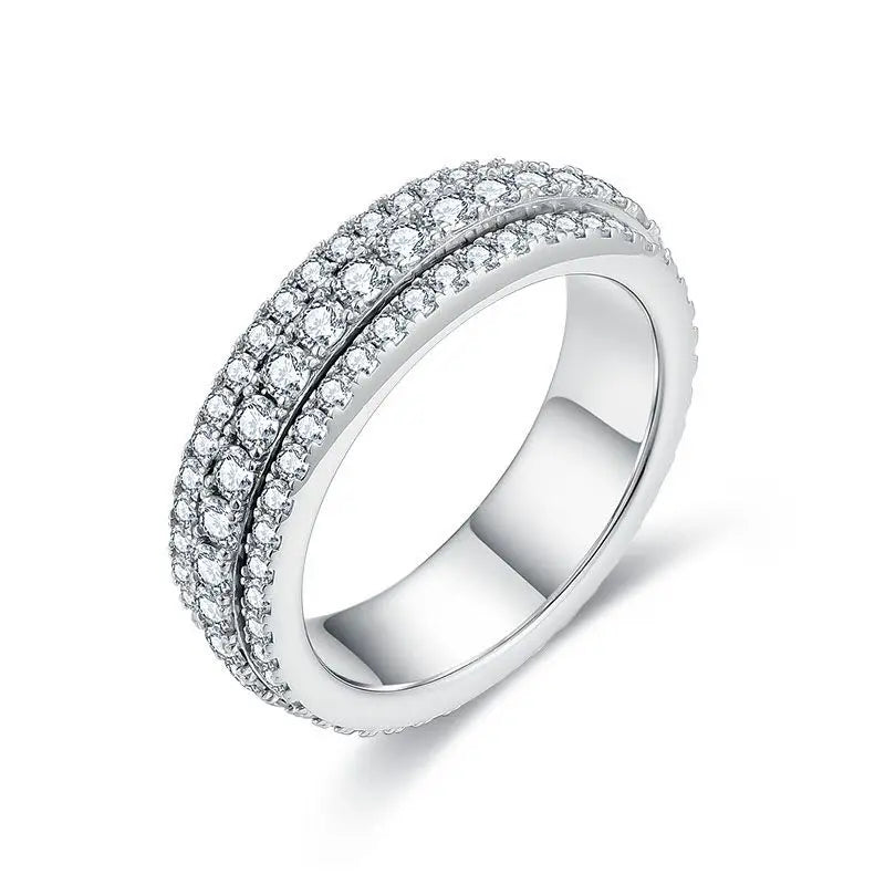 Luxury Round Moissanite Row Ring