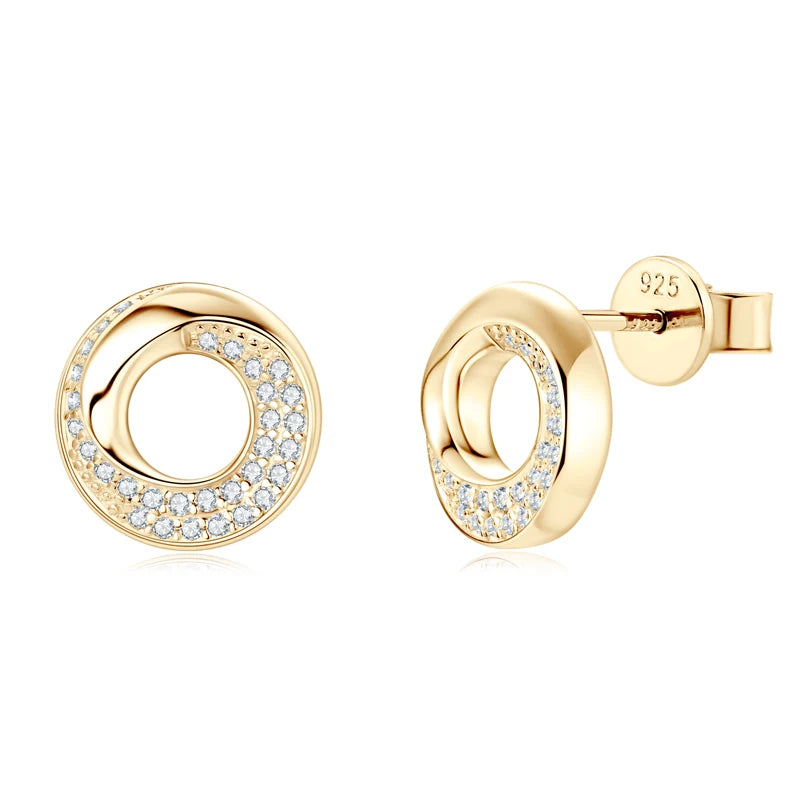 Lynn's Circle Pave Setting Moissanite Studs Earring