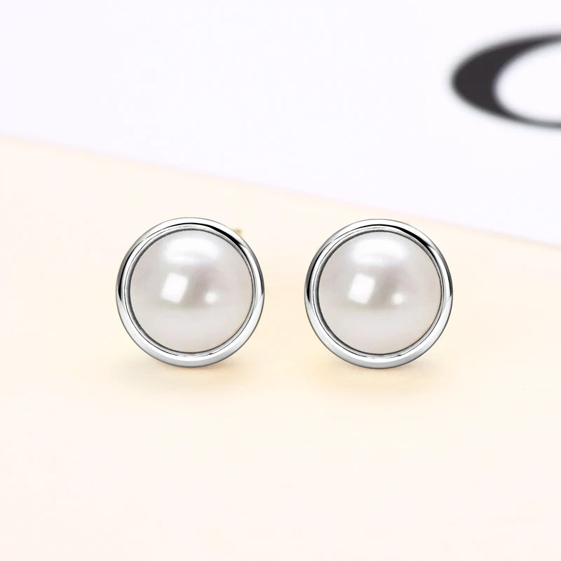 Lynn's Freshwater Pearl Earrings