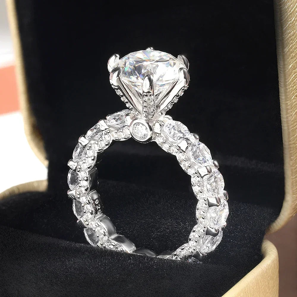 Regina Halo 4ct Moissanite Rings