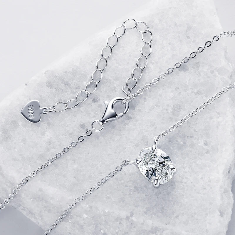 Geraldine's Trend Oval 2ct Moissanite Pendant Necklaces