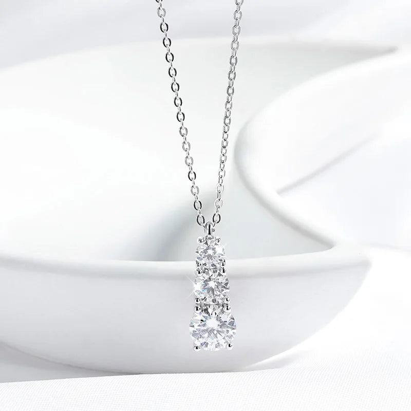 Three Round cut tcw1.8cttw  Zircon Moissanite Necklace