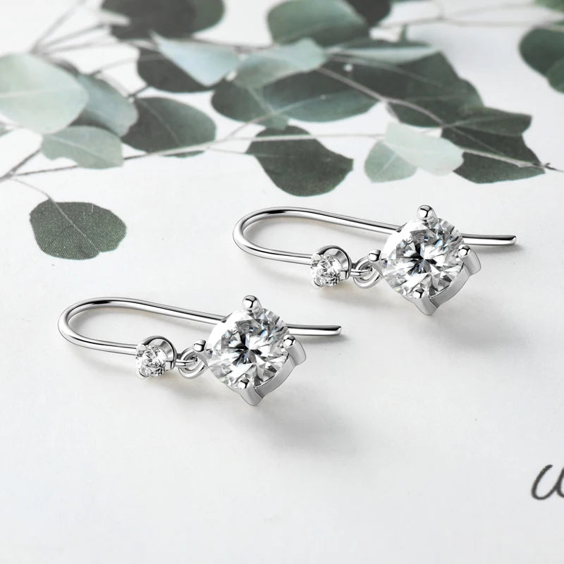 Lynn's Ohrringe Silber Moissanite Drop Earrings