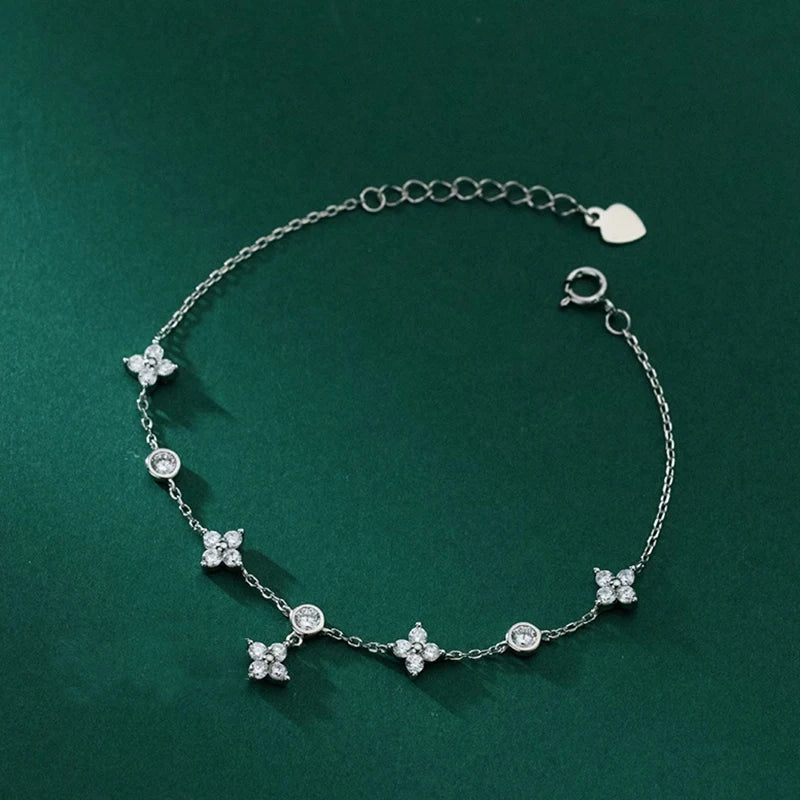 Four-leaf Flower Moissanite Adjustable Chain Bracelets