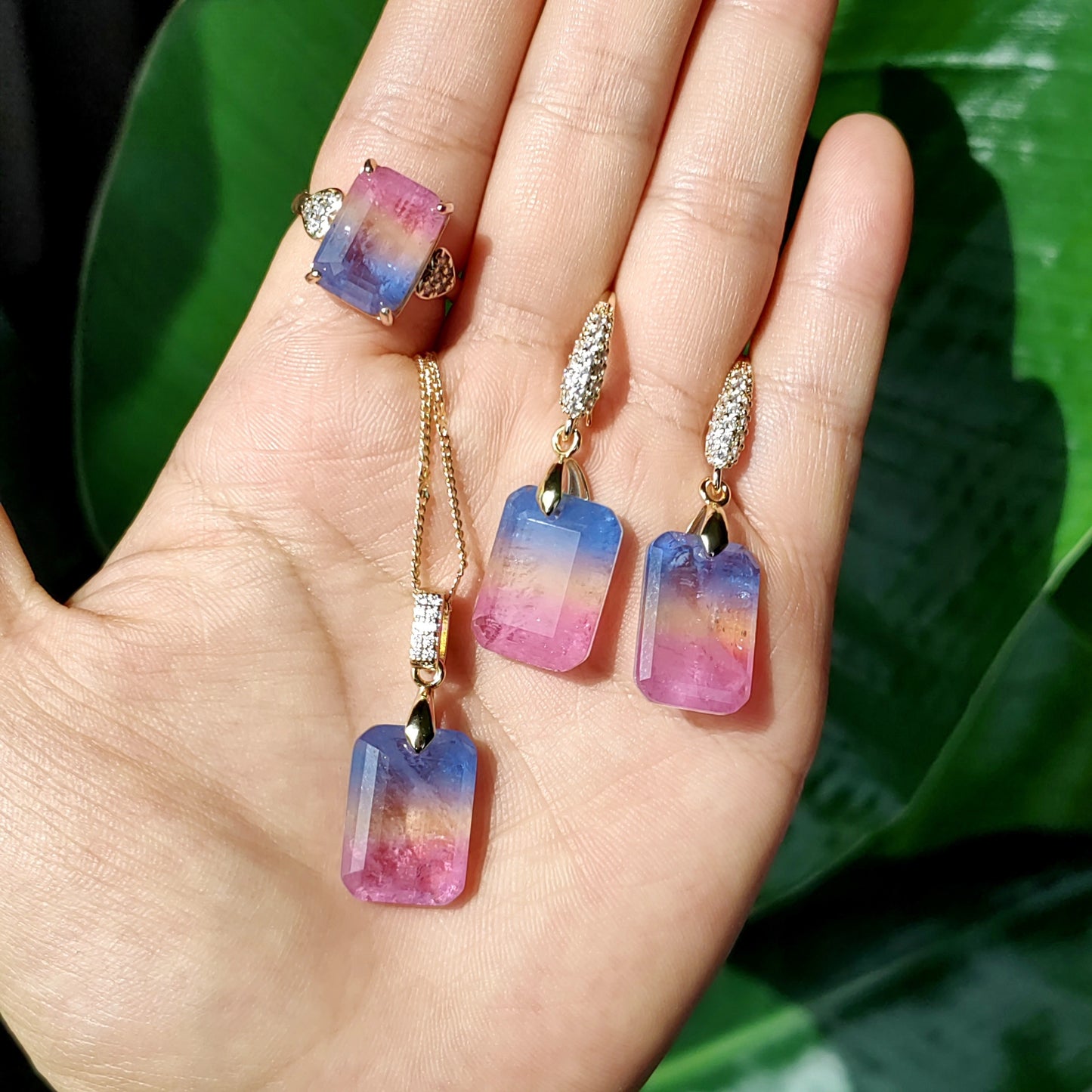 Elegant Pink & Blue Gradient Gemstone Jewelry Set