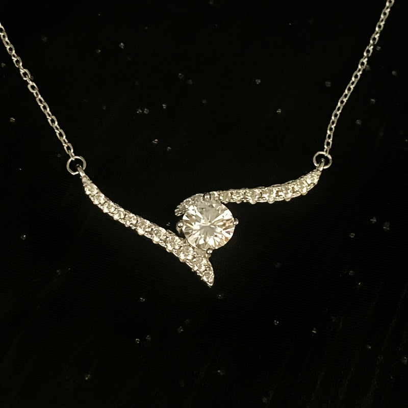 Special 1ct Round Cut Moissanite Pendant Necklace