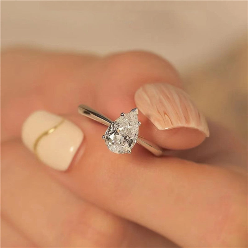 Meredith Pear 2ct Moissanite Ring
