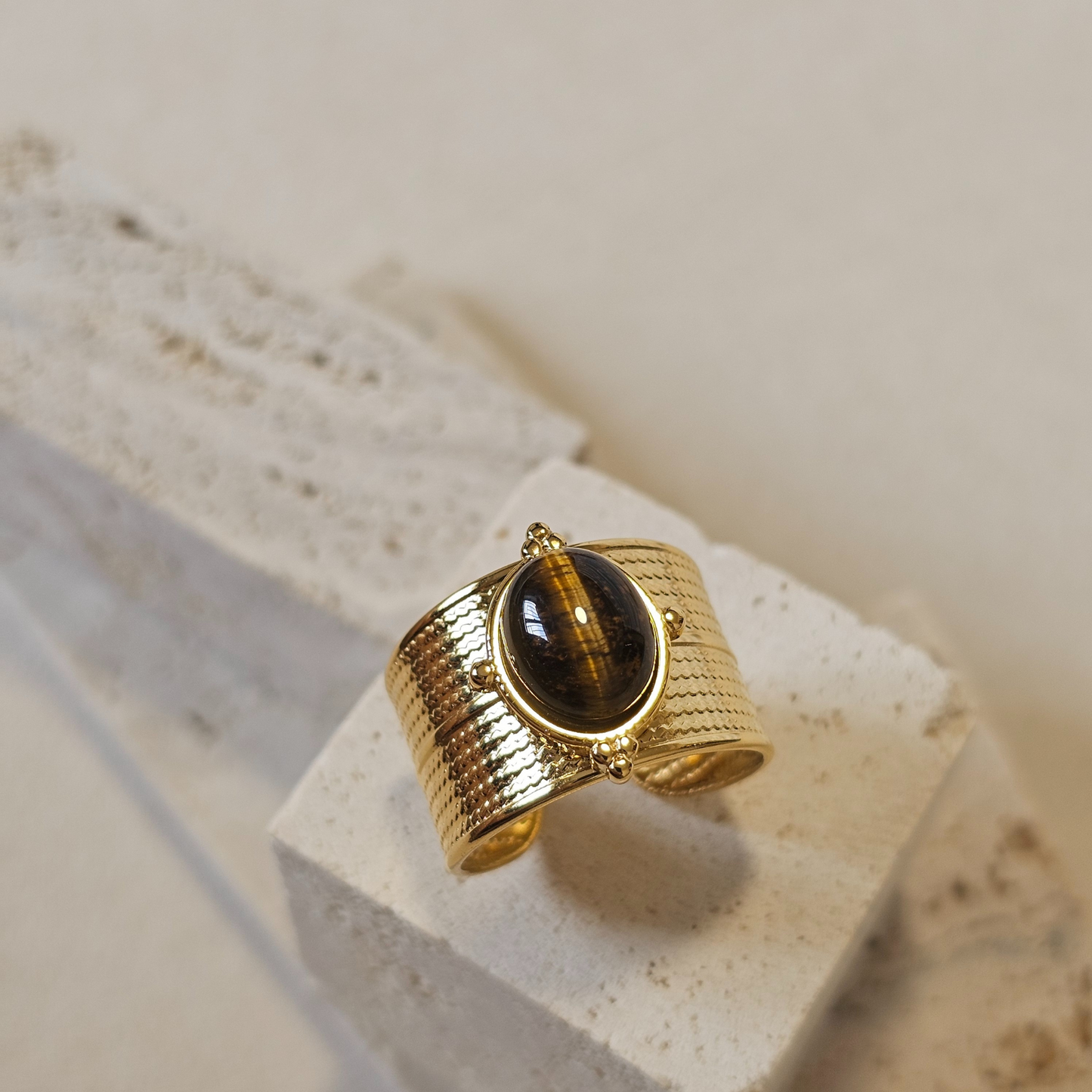 Tigerite Crown Ring
