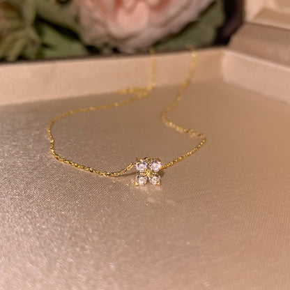 Clove Moissanite Pendant Necklace
