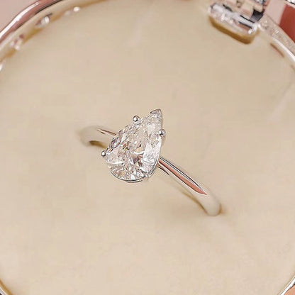 Meredith Pear 2ct Moissanite Ring