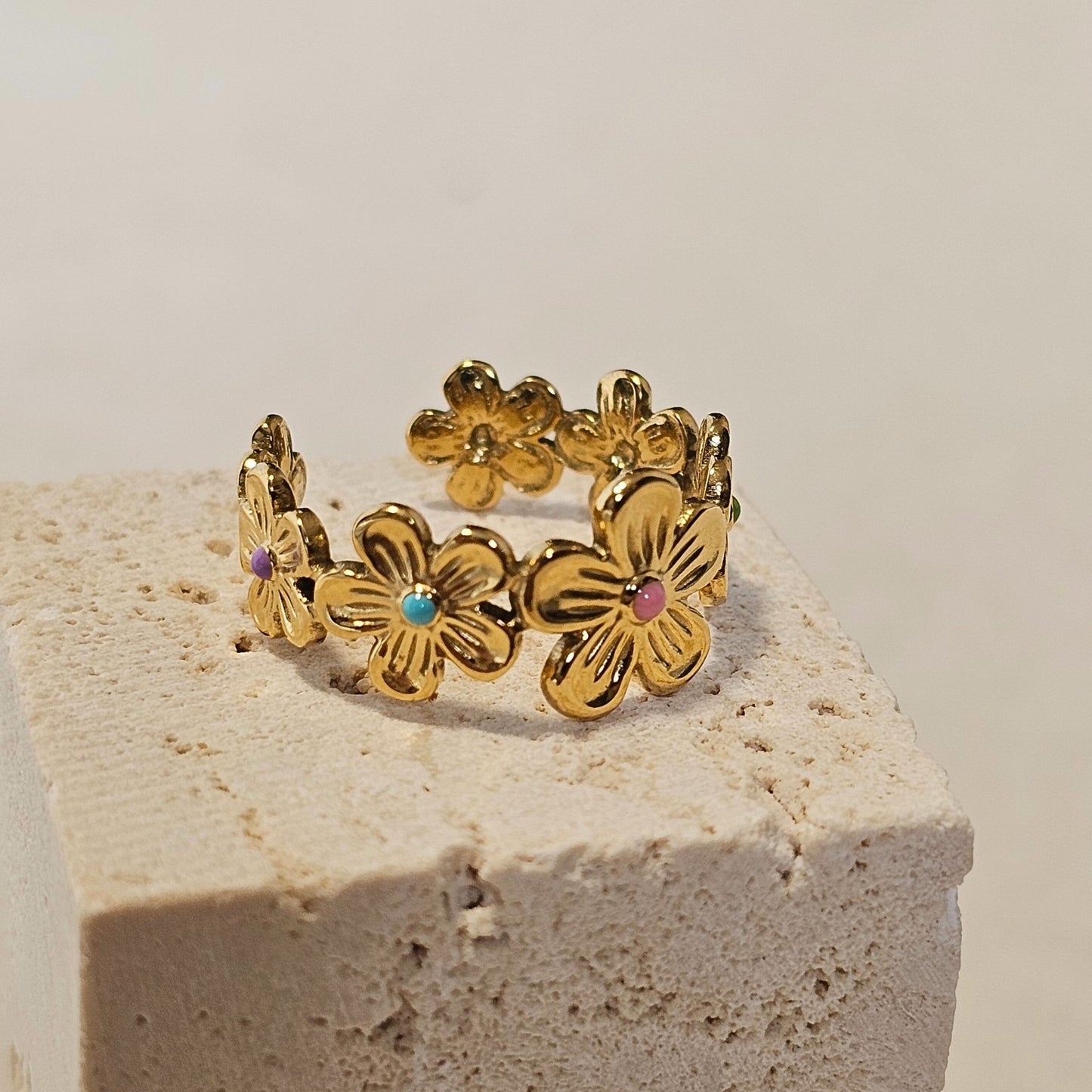 7 Petal Botanical Floral Crown Gold Ring