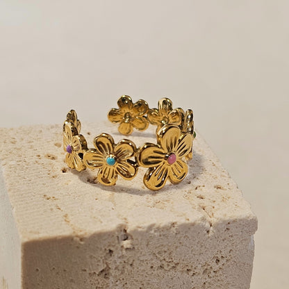 7 Petal Botanical Floral Crown Gold Ring