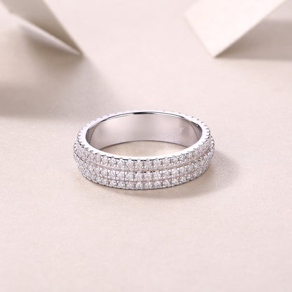 Luxury Round Moissanite Row Ring