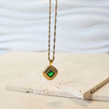 Retro Geometric Green Emerald Gold Chain Necklace