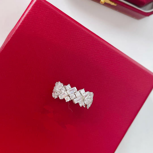S925 Luxurious Zirconia Ring